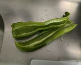 Une image de l'étape 16 de Taboulé aux tomates, légumes, raisins, herbes et épices.
