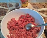 Foto del paso 3 de la receta: Albondigas de bondiola con fideos