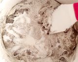 Foto langkah ke 2 dari resep Kue Putu Ayu Ketan Hitam.