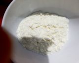 A picture of step 1 of Cream roll.