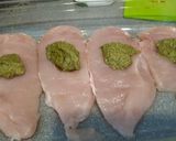 Filet z kurczaka pod pierzynką z pesto, mozzarelli i pomidora krok przepisu 2 zdjęcie