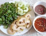 Hình bước làm 2 của món MỰC nang hấp hành gừng