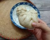 Hình bước làm 6 của món Làm bánh bao đầy đủ <3 (thịt băm, trứng muối và trứng cút)