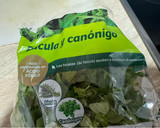 Foto del paso 1 de la receta: Ensalada de canónigos con queso de cabra, nueces y mermelada de frambuesa