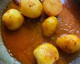লুচি ও আলুর দম (Luchi o aloor dum recipe in English) রেসিপি ধাপ - 3 ছবি