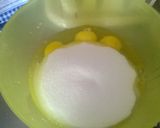 Foto del paso 1 de la receta: Bizcochuelo fácil con membrillo