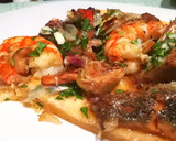Foto del paso 11 de la receta: Coca con Rovellons, Alcachofas y Gambas