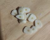 Foto del paso 2 de la receta: Gulas de norte con ajito y pimentón dulce