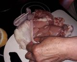 Foto del paso 1 de la receta: Pollo relleno para las "Fiestas"