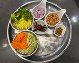 A picture of step 3 of Pla Nim (Nile Tilapia) - with green Mango Salad Thai Style - WOW :P.