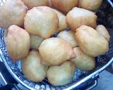 A picture of step 5 of Semovita puff puff.