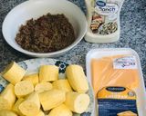 Foto del paso 1 de la receta: Canastas de plátano verde rellenas con carne molida y queso