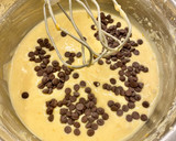 Foto del paso 4 de la receta: Bizcocho de naranja con pepitas de chocolate