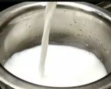 A picture of step 1 of Chocolate thik shake.