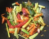 Foto langkah ke 5 dari resep Ikan Pesmol Bumbu Kuning.