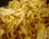 A picture of step 10 of Naniwa-Style Sauce Yakisoba or Yaki Udon.