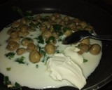 Foto del paso 2 de la receta: Pechugas al verdeo y champignones light proteicas