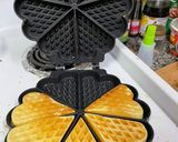Foto langkah ke 4 dari resep Pancake dan waffle simpel dan enak.