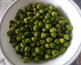 Hare chhole subji recipe step 1 photo