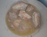 Foto langkah ke 2 dari resep Ayam Goreng Mentega.
