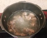 Hình bước làm 1 của món Canh Củ Sen Hầm Sườn Heo