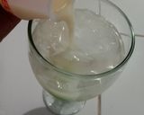 Foto langkah ke 5 dari resep Yakult Sprite.