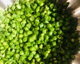 बींस आलू की कुरकुरी सब्ज़ी (beans aloo ki kurkuri sabzi recipe in Hindi) रेसिपी चरण 1 फोटो