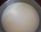 A picture of step 1 of Strawberry Milkshake.