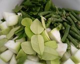 Foto langkah ke 1 dari resep Bening Labu Kacang Panjang.