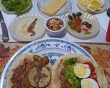 A picture of step 5 of Flatbreads with Ground Beef and More.