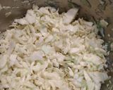 Foto del paso 1 de la receta: Crema de repollo y patata con thermomix
