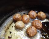 A picture of step 1 of Kofta Biryani 😋.