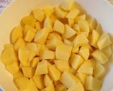Krumplileves ahogy édesanyám csinálta recept fázis 1 fotója