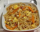 एग हाका नूडल्स (egg hakka noodle recipe in marathi) रेसिपी स्टेप 5 फोटो 