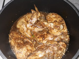 Pollo des-trozado a la Gisella con verduras horneadas