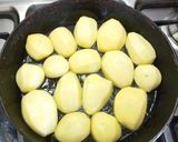 عکس مرحله 1 از دستور سیب‌زمینی شکم پر با مرغ😍