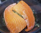 Foto del paso 1 de la receta Salmón al horno sobre puré de boniato con ensalada