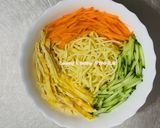 傳統涼麵「涼麵醬汁很簡單，調出專屬於自己的口味」的食譜步驟6照片