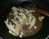 Foto langkah ke 4 dari resep Ceker Saus Simple.