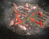 Foto langkah ke 3 dari resep Cumi /Sotong Hitam Pedas.