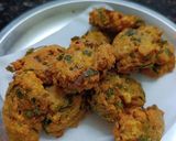 A picture of step 3 of Crisp Methi Vada.