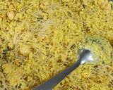 A picture of step 3 of Vermicelli Dhokla.