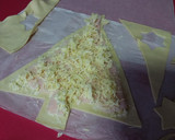 Foto del paso 2 de la receta: Árbol de Navidad de hojaldre de queso y pavo