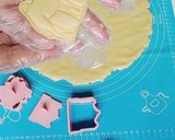 Foto langkah ke 5 dari resep Fancy Cookies (Cookies Karakter).