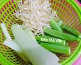 Hình bước làm 2 của món Canh chua cá hú nấu lá bụp giấm(lá rau chua,lá giấm...)