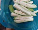 Foto langkah ke 1 dari resep Terong sambal matah.