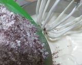 Foto langkah ke 4 dari resep Brownis kukus.