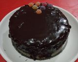 A picture of step 8 of 3 ingredient cake in sauce..with potatoes triangles full meal.