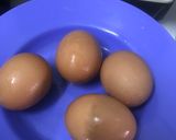 Gambar langkah 2 resipi Telur Dadar.