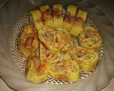 Foto langkah ke 11 dari resep Telur dadar gulung isi sosis.